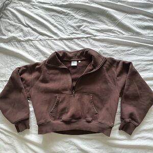 Aritzia Brown Quarter-Zip Women's Sweater